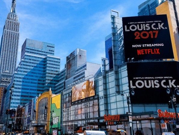 Discover how to simplify your multi-party payouts no matter what industry through Creative Splits.